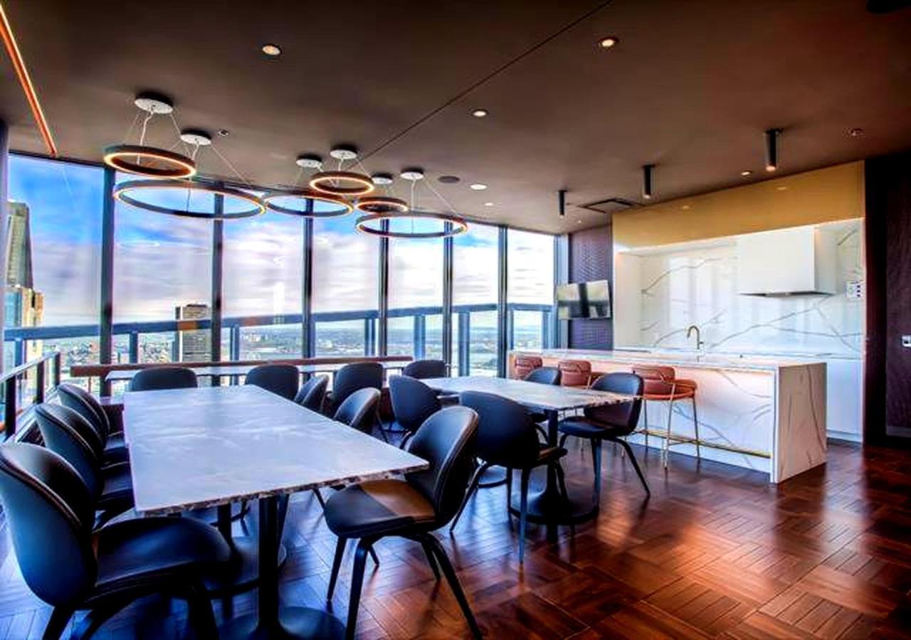 Spectacular Skyline Views - Downtown Montreal - Luxury Condo & Penthouse Екстер'єр фото