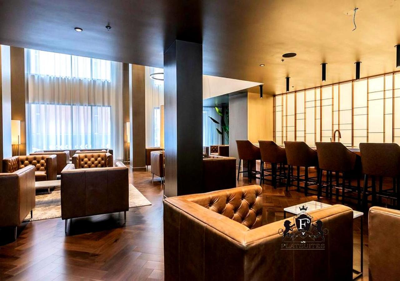 Spectacular Skyline Views - Downtown Montreal - Luxury Condo & Penthouse Екстер'єр фото